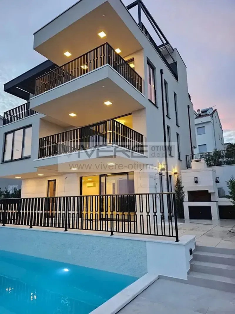 Architecture and design with fascinating views – 2