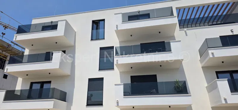 Čiovo, Okrug.G., 2-room apartment 90m2, ground floor, sea view, new construction – 2