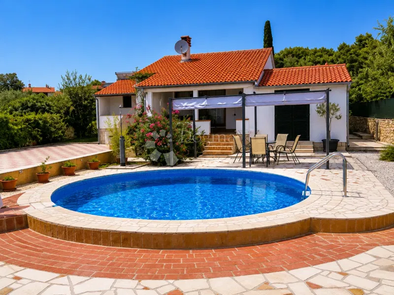 House Monteserpo - Komunal, Pula, 138m2 – 2
