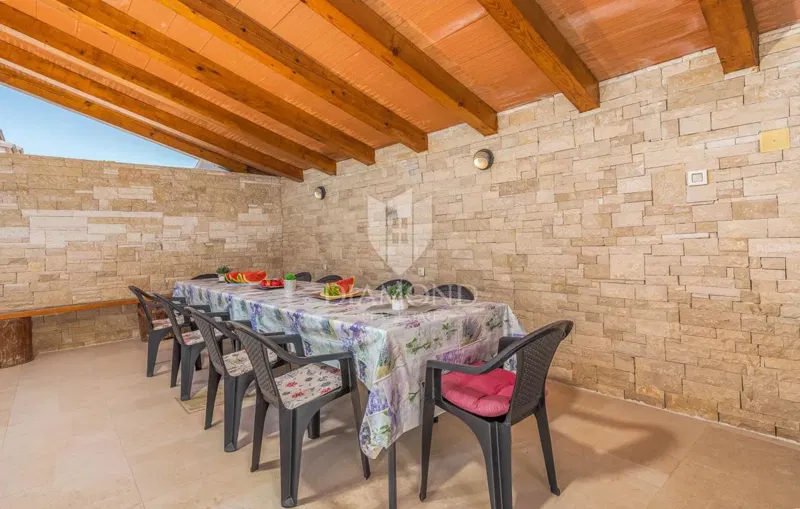 Medolino, casa vicino al mare con tre appartamenti – 2