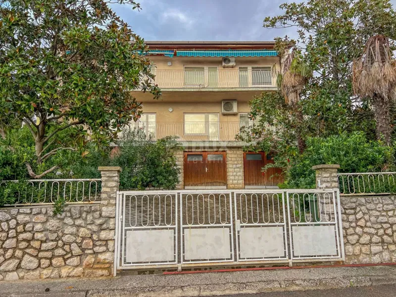 CRIKVENICA, SELCE - larger house with a garden 200 meters from the sea with a sea view – 2