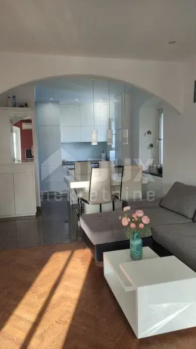 OPATIJA, CENTRUM - 45m2 umeblowane mieszkanie do wynajęcia długoterminowego w centrum Opatiji – 3