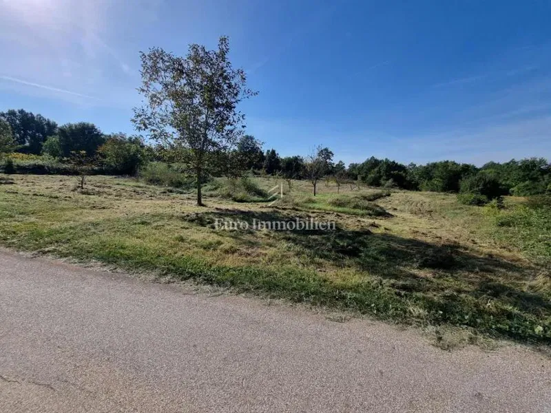 Building land near the center of Labin – 2