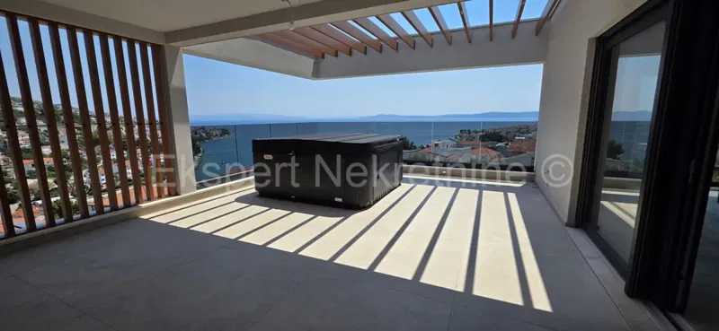 Čiovo, Okrug.G., lux. attico 207m2, vista mare, garage – 3