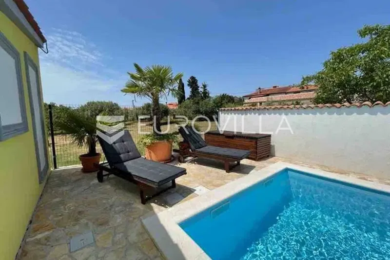 Istria, Pula - Veli vrh, two detached single houses with swimming pool 50 m² and 90 m² – 3