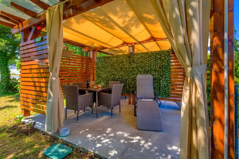 Malinska, appartamento arredato con giardino! – 2