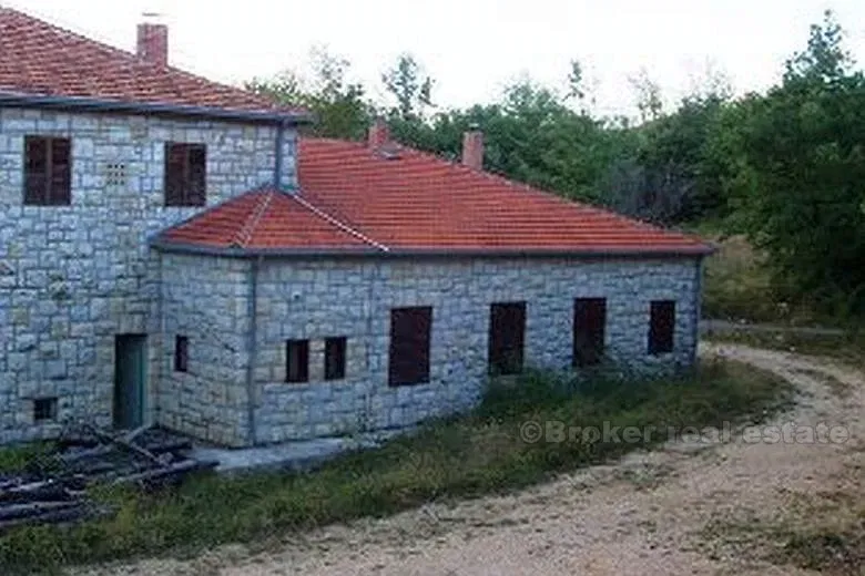A building with 15 rooms - ideal for a nursing home – 3
