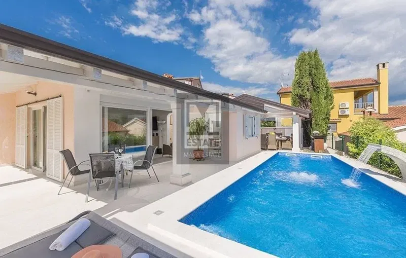 Poreč, surroundings, fantastic one-story house with pool! – 2