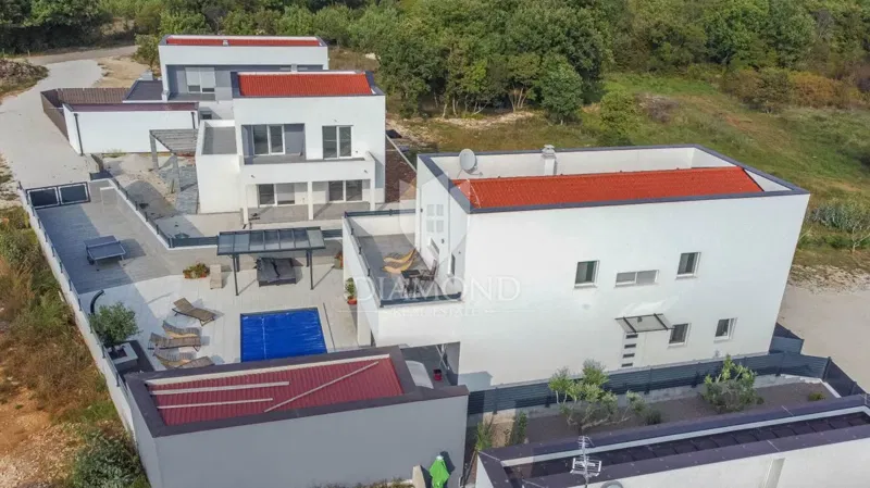 Istria, Dignano, Opportunità! due lussuosi nuovi edifici: una casa ideale e un'opportunità di lavoro – 2