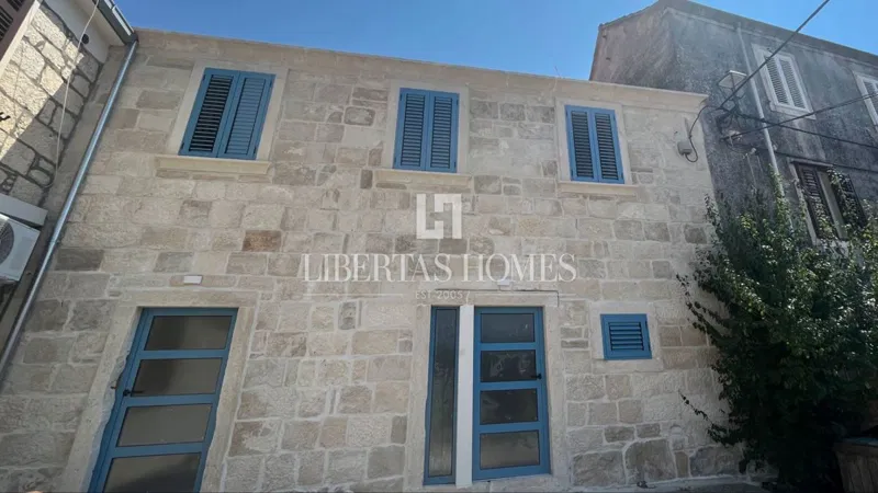 Prodaje se dvosoban stan na atraktivnoj lokaciji na Korčuli – 2