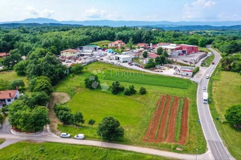 Pozemok Pazin – 3