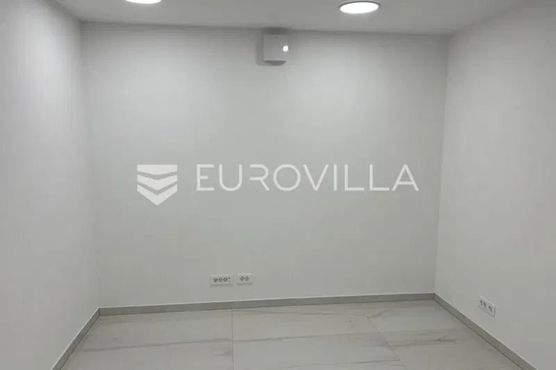 Pula, Center - adapted and decorated office space in the center, 18 m² – 2