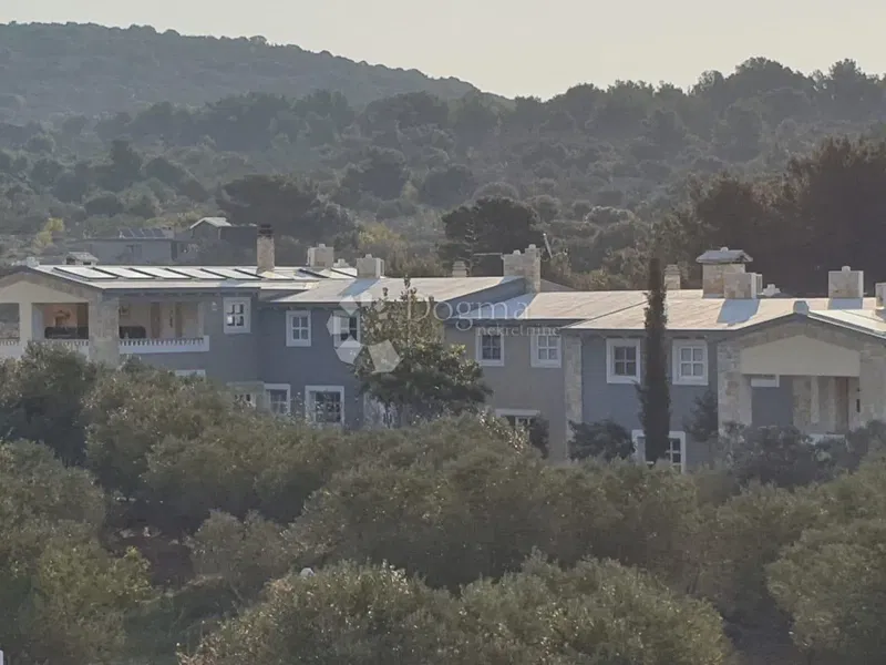 Locale commerciale Žirje, Šibenik - Okolica, 1.650m2 – 2