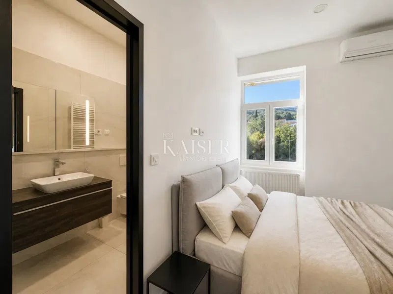 Lovran, Opatija Riviera | Renovated Sea-View Apartment in a Historic Villa – 3