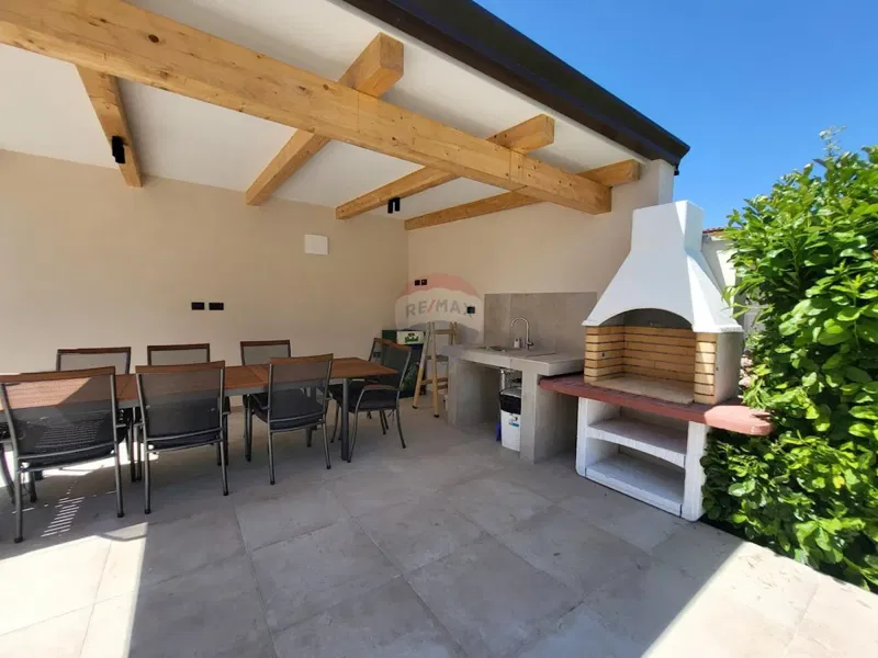 Casa Štinjan, Pula, 270m2 – 3