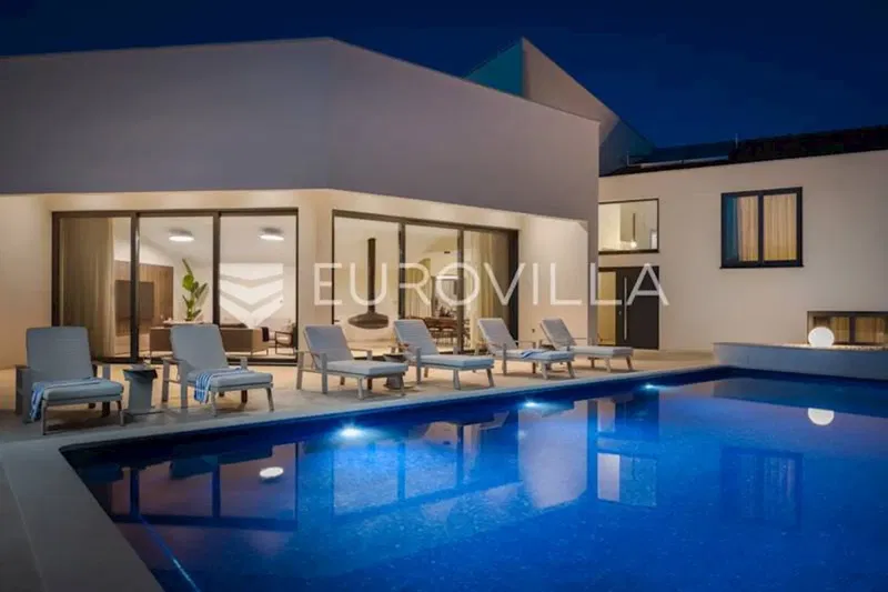 Marina, an exceptional property near the sea – 2