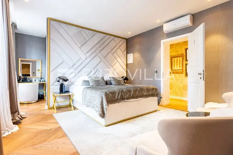 Split, City, luxury apartment with 3 units in a quiet location – 3