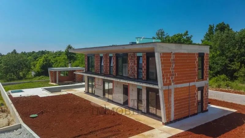 Parenzo, casa con piscina in costruzione – 2