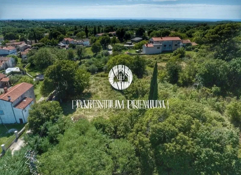 Terreno in una posizione tranquilla con progetto finito e permesso valido, pronto per la costruzione – 2