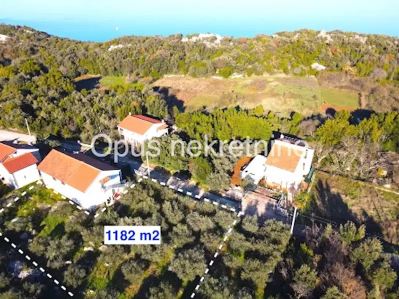 OSOBJAVA, PELJESAC – Baugrundstück 1182 m2 für eine Villa oder Wohnungen