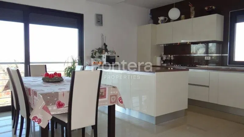 Casa Baderna, Poreč, 380m2 – 2