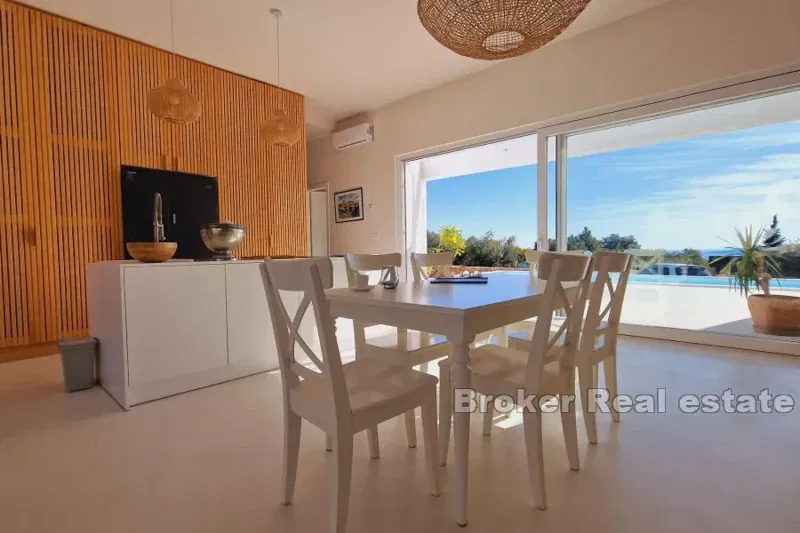 Mediterranean villa with pool and sea view – 2