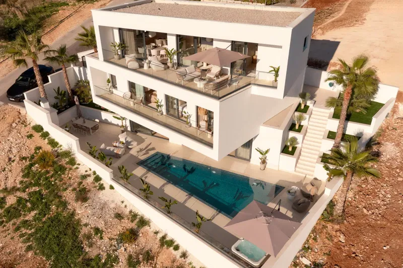 Luxury villa with sea view – 2