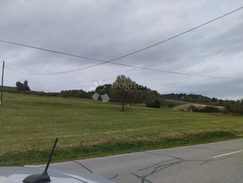 Land Velika Horvatska, Desinić, 3.500m2 – 3