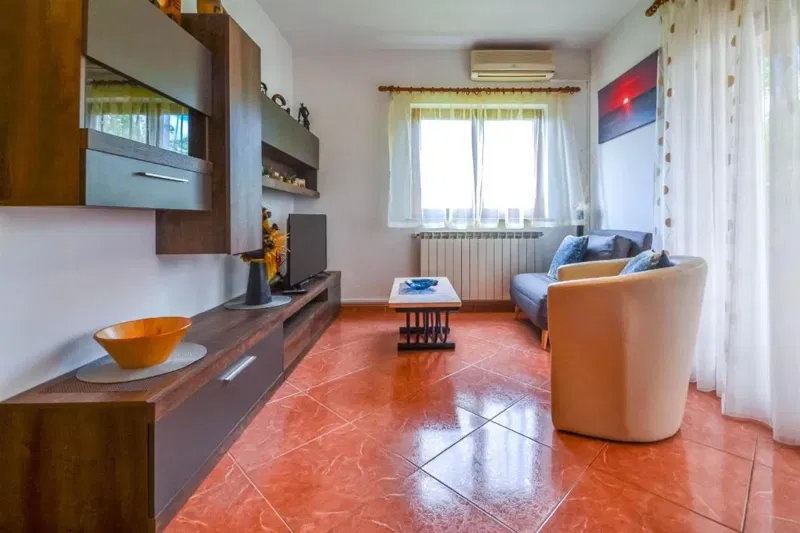 Flat Novigrad, 49m2 – 3