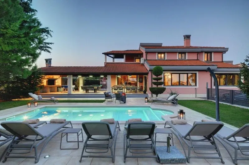 House Veli vrh, Pula, 350m2 – 2