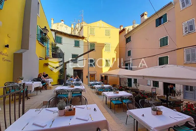 Üzlethelyiség Rovinj – 2