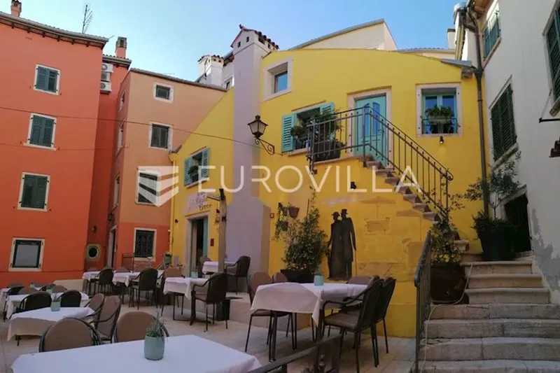 Üzlethelyiség Rovinj – 3
