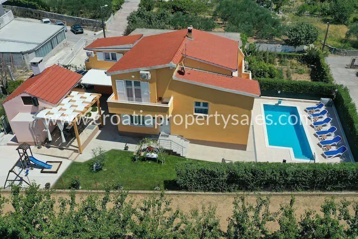 Casa – 2