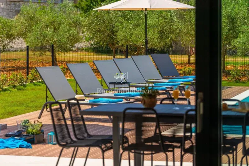 Dintorni di Svetvincent - nuova villa di lusso con piscina – 3