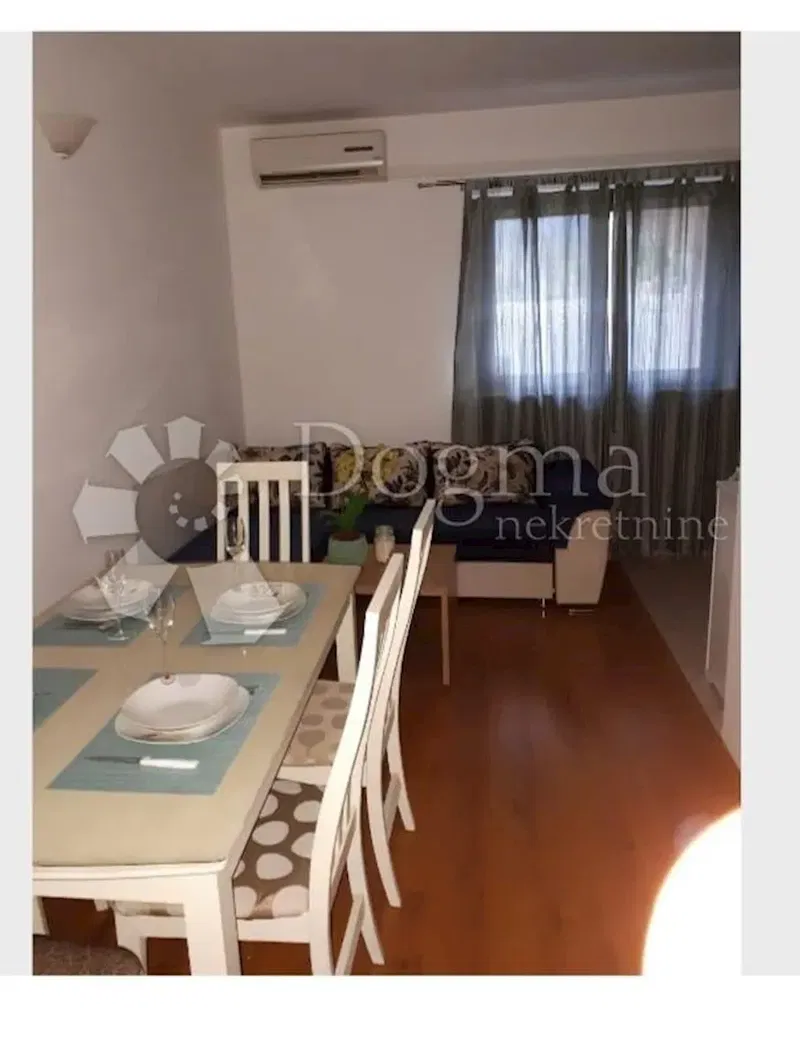 Flat Bakar, 45m2