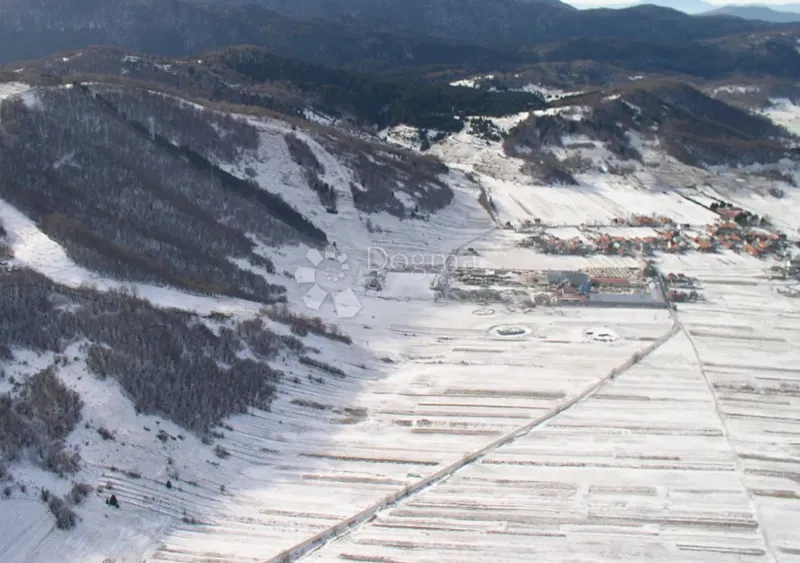 Land Mrkopalj, 780m2 – 3