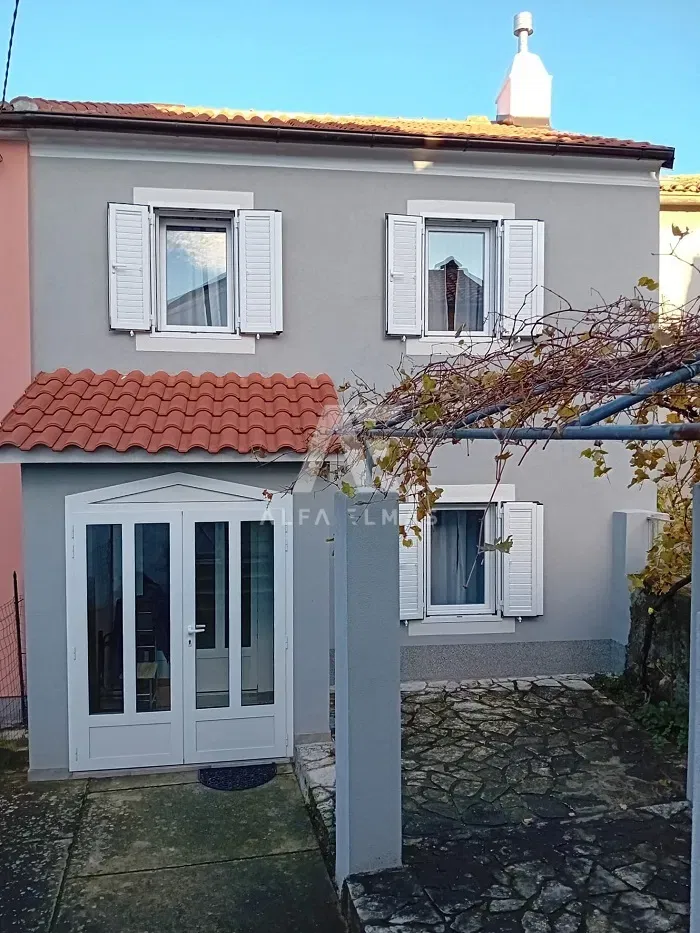 Omišalj, completely renovated house near all amenities!! ID 220 – 2