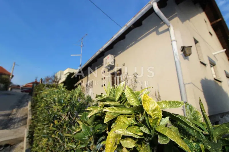 Zagreb, Donje Prekrižje - House with garden for sale, 1760m2 – 2