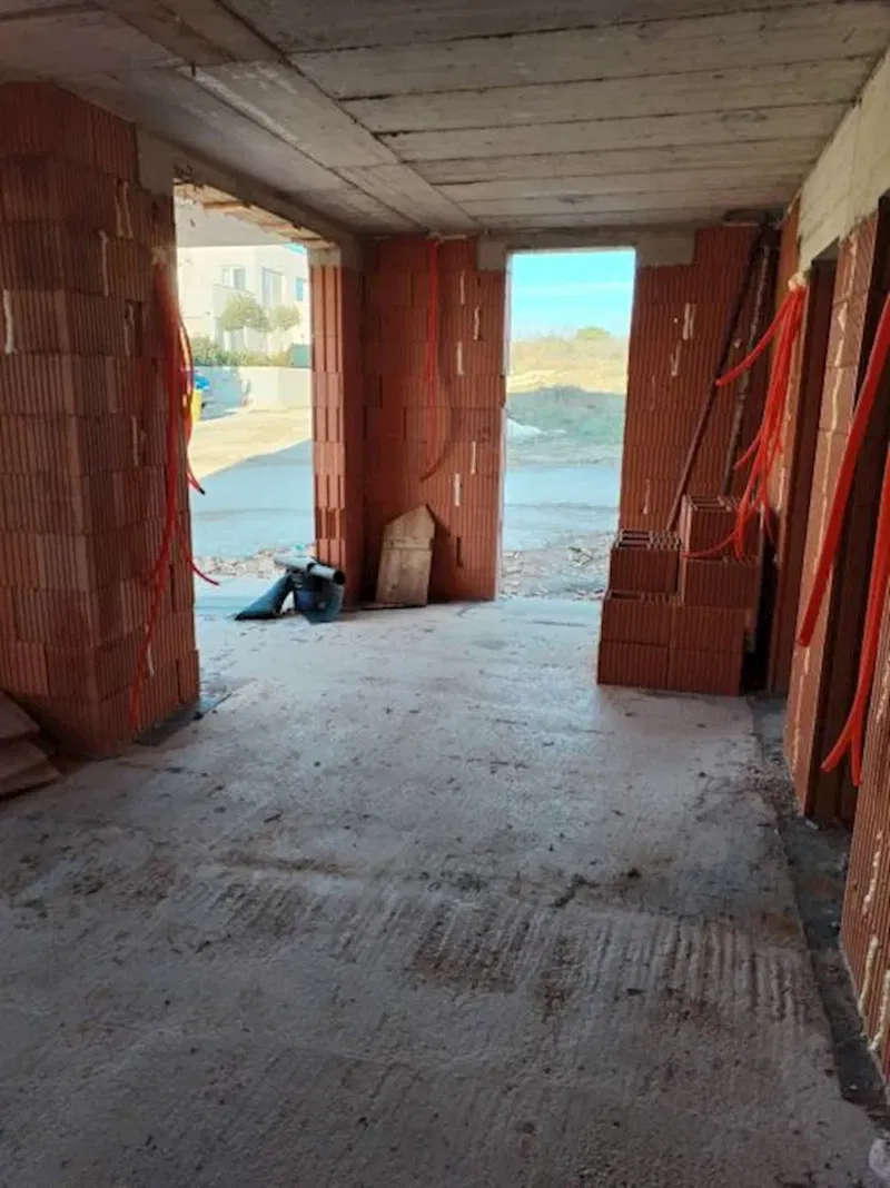 Medulin, construction in a great location near the beach! – 3