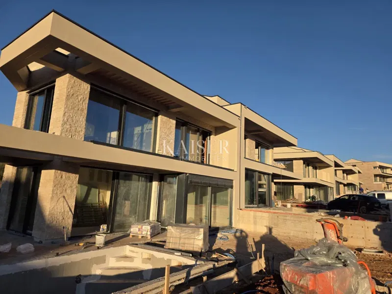 Isztria, Umag-környék, luxus villa 100 méterre a tengertől – 3