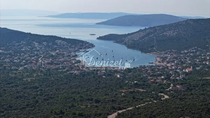 Trogir, Vinišće, Large building plot with magnificent sea view – 2