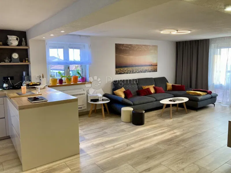 House Novigrad, 240m2 – 2