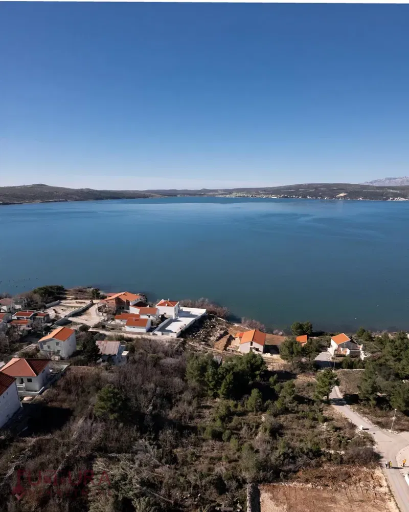 Telek Novigrad – 2