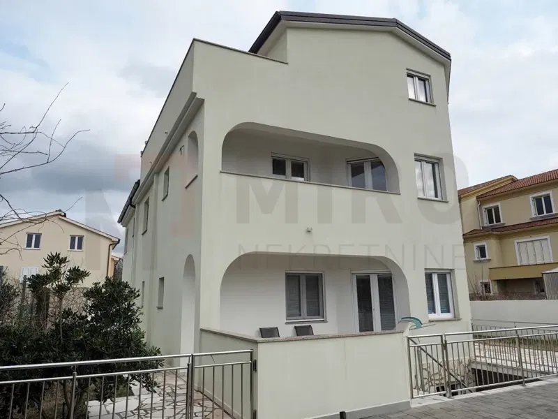 Malinska, apartment building with swimming pool in a quiet location, SALE! – 3