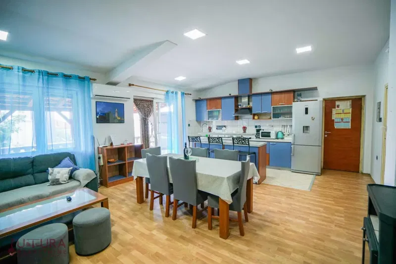 ZADAR - VIŠNJIK, HOUSE 270.05 M2, SALE, LOCATION, 3 APARTMENTS!!! – 2