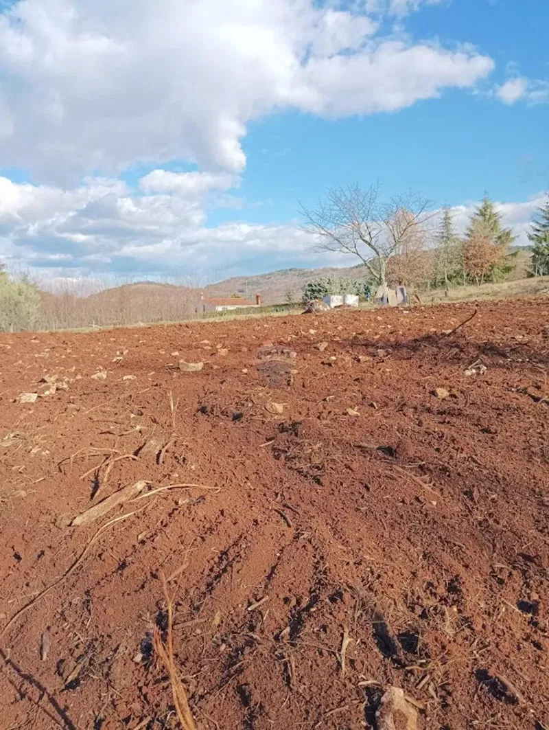 Building plot Karojba, 1.896m2 – 2