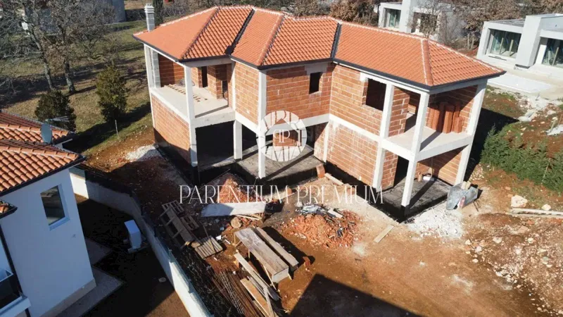 House under construction in a quiet location – 3
