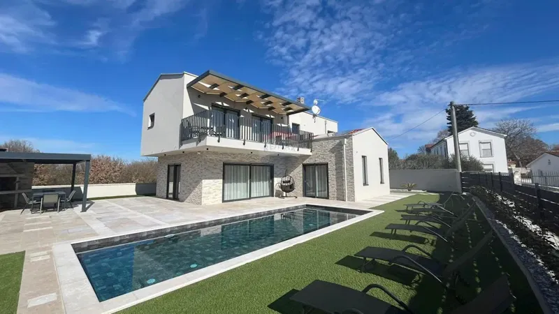 Casa Sveti Lovreč, 198m2 – 2
