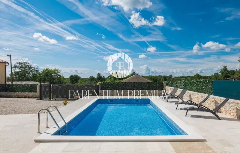 Casa indipendente con piscina – 3