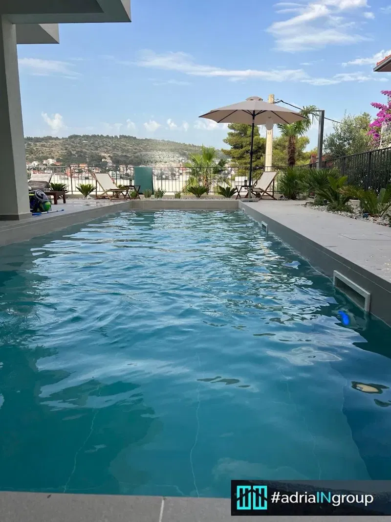 Okrug Gornji, VILLA WITH POOL / 30m from the beach / view / VIDEO - read the description – 2